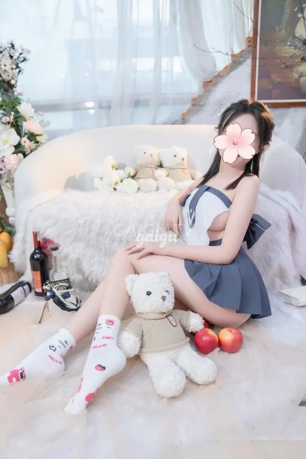 Ái Vy teen 19t Cần Giuộc Long An 600k 20