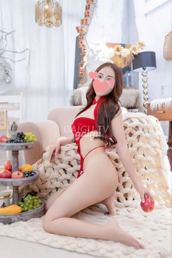 Vân Anh chiều khách nhẹ nhàng đáng yêu 2