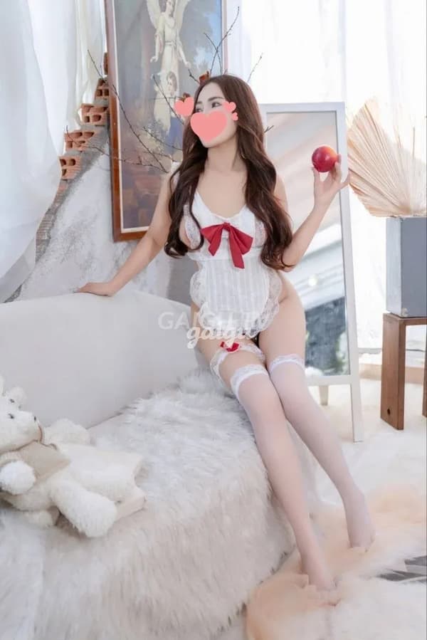 Vân Anh chiều khách nhẹ nhàng đáng yêu 12