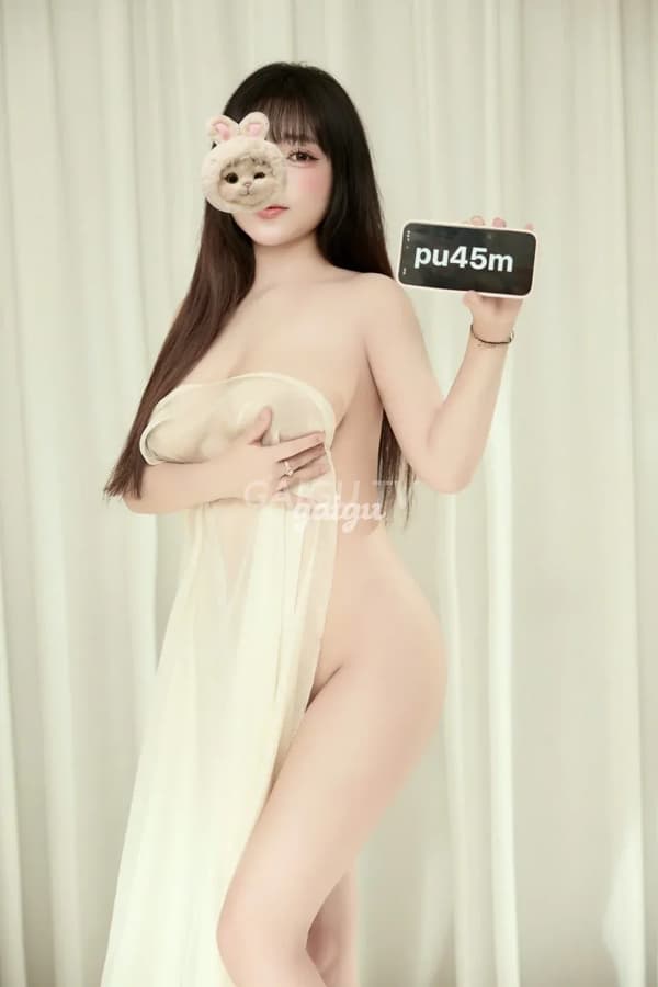 Nhi face xinh cực phẩm body mới lớn real 6