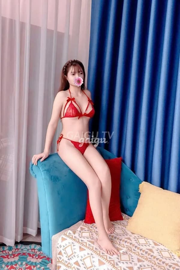 Hàng Ngũ Hành Sơn: Lisa giá 400k 3
