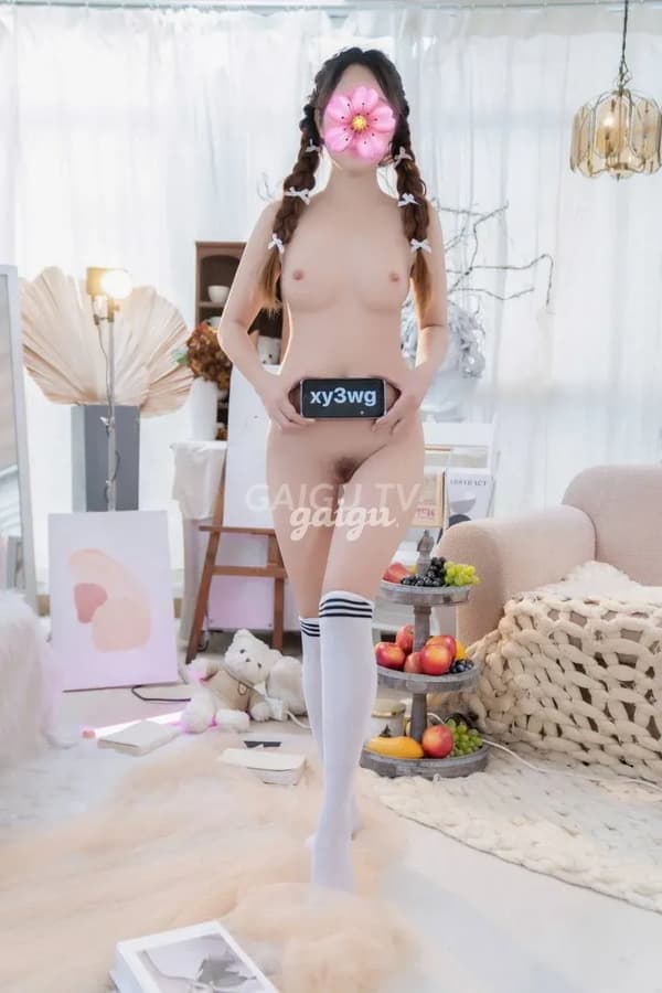 Hàng Dĩ An: Hải Yến FACE XINH giá 300k 9