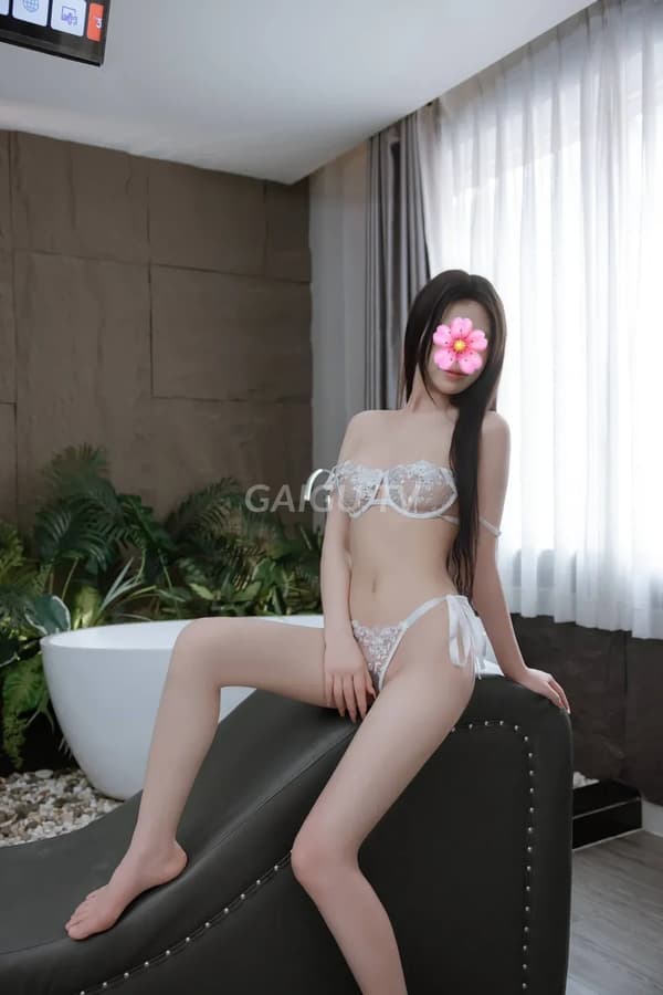 Quỳnh Seohyun xinh dáng chuẩn nhiệt tình chiều khách 18