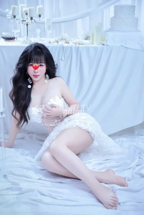 Kiều Trang Nuru Ngũ Hành Sơn – 800k/shot 2