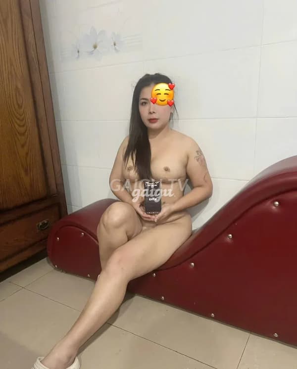 SIÊU DÂM NGỌC VI 300k Bình Tân – BJ · Qua đêm · 30 tuổi 2