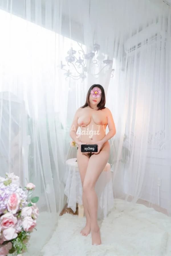 NEW PHƯƠNG LINH – gái gọi Dĩ An giá 300k, BJ, HJ, 35 tuổi 12