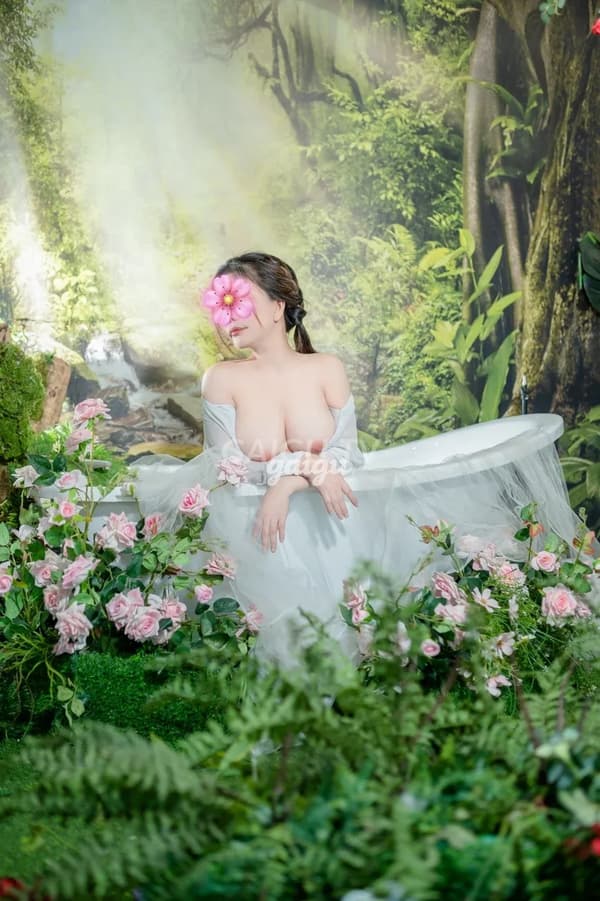 LINH NHI XINH DÂM LÀM TÌNH CHUYÊN 200k Quận 8 – C.I.A · Qua đêm · 39 tuổi 12