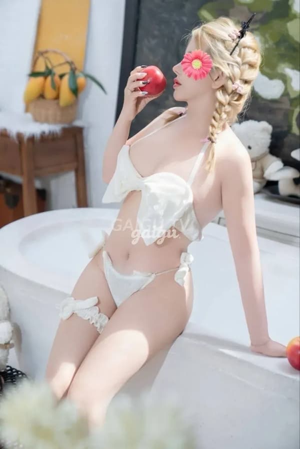 LiLi phục vụ tình cảm cực kỳ ngọt ngào 12