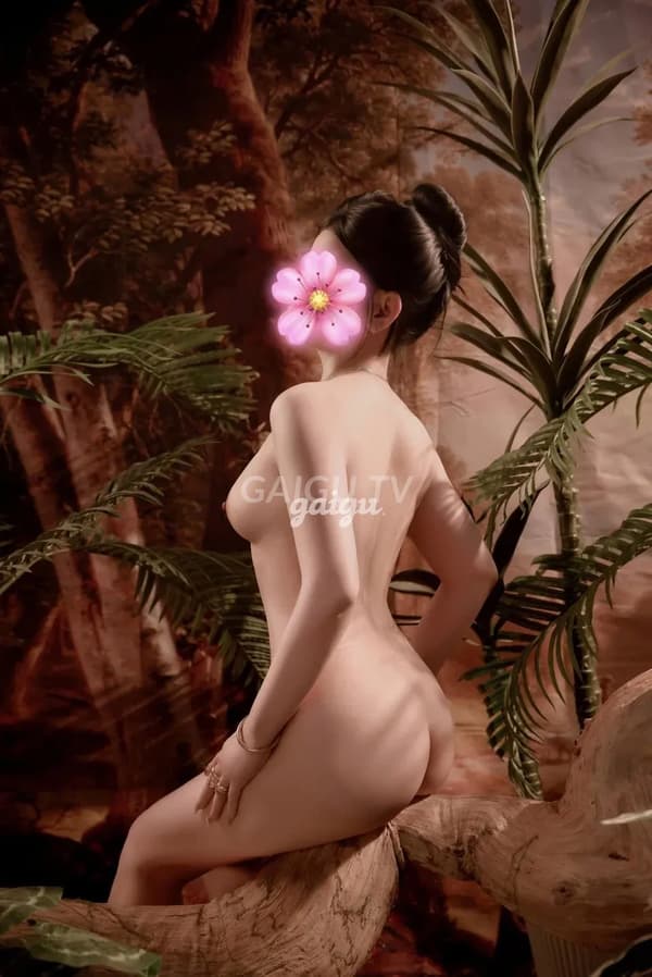 Gái gọi Tân Phú E ly, MẶT XINH BODY THƠM THO CĂNG TRÀN 500k 8