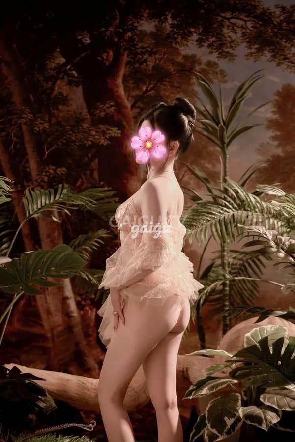 Gái gọi Tân Phú E ly, MẶT XINH BODY THƠM THO CĂNG TRÀN 500k 16