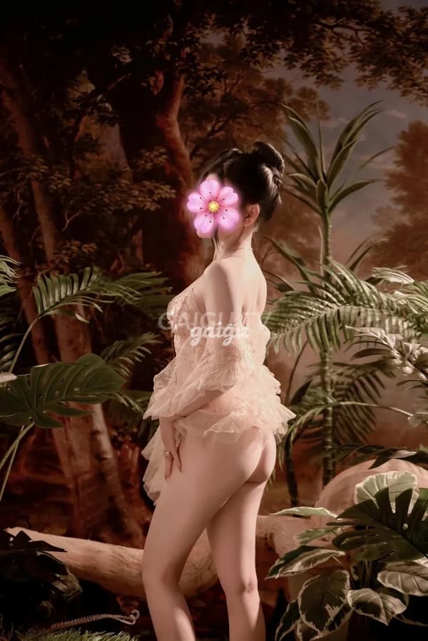 Gái gọi Tân Phú E ly, MẶT XINH BODY THƠM THO CĂNG TRÀN 500k 17