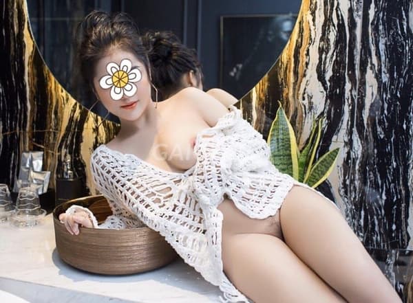 Minh Anh em gái xinh 😍😍 rất chiều chuộng khách.. 2