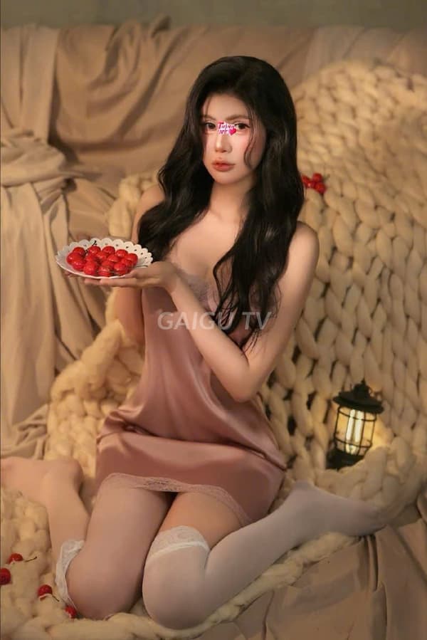 THUÝ VÂN - EM GÁI XINH XẮN- VÚ TO BÍM KHÍT - LÀM TÌNH CHUYÊN NGHIÊP 15